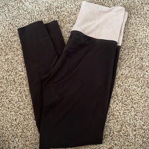 Love pink brand leggings (regular length)